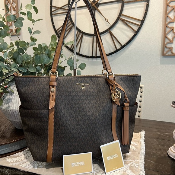 NWOT Michael Kors Sullivan Large Tote Colors - Picture 3 of 14